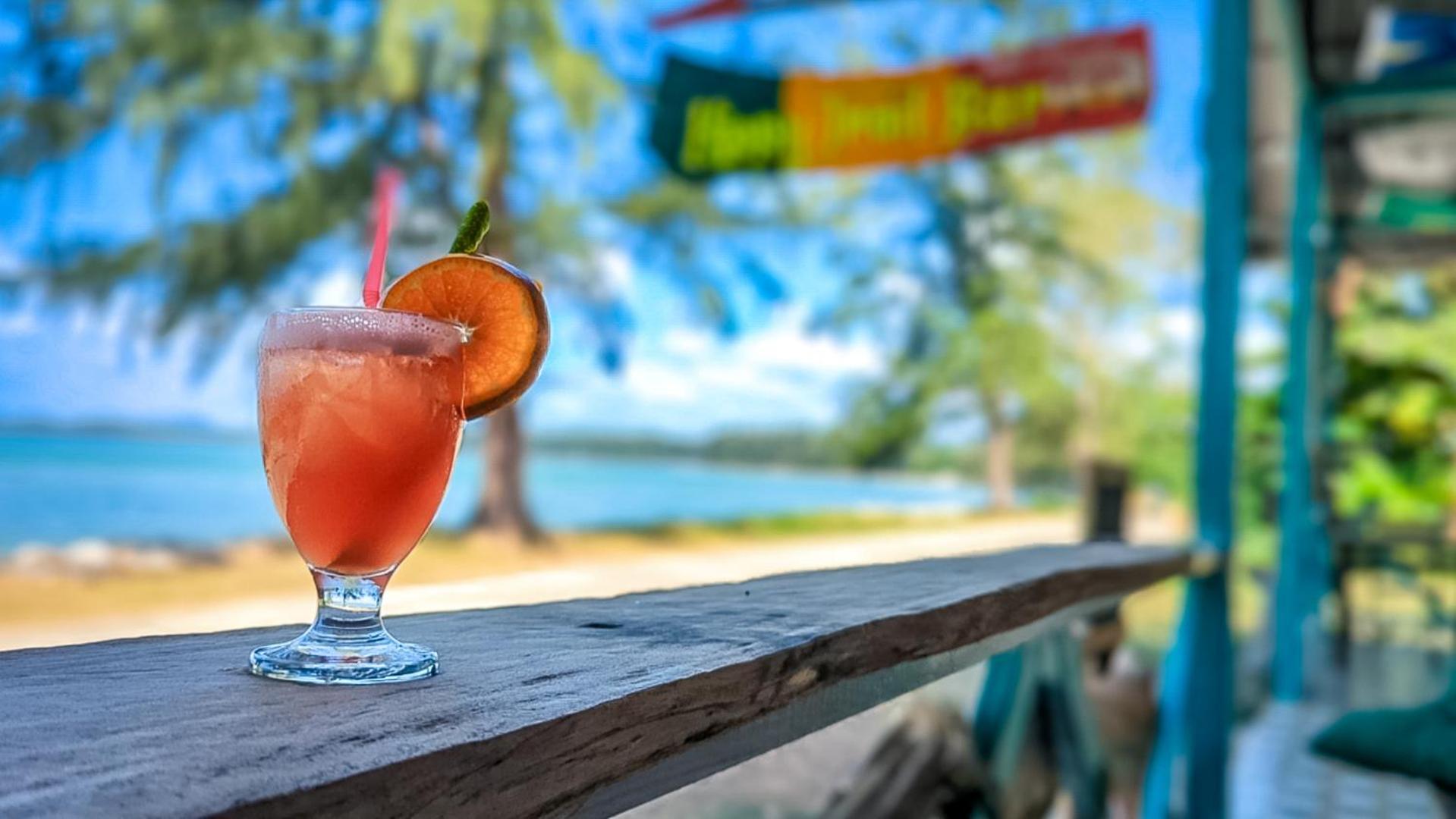 Neverland Beach Village Bungalows Ko Lanta エクステリア 写真